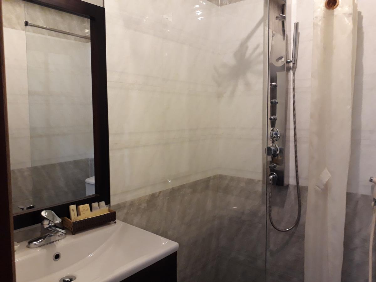 Nhi Trung Hotel Хой Ан Екстериор снимка
